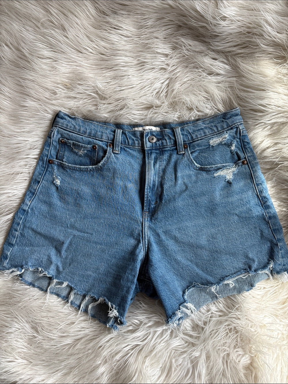 A&F High Rise Dad Short